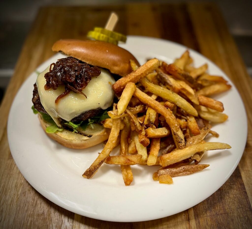 Stella’s Southern Bistro - Image 1